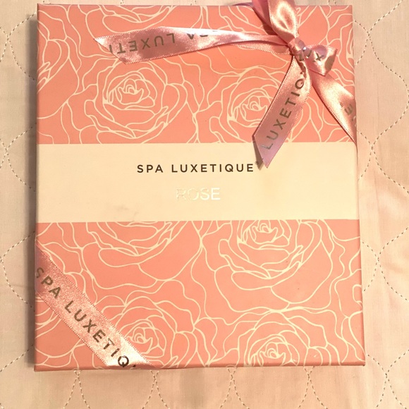 NWT Spa Luxetique Rose Gift Set - Picture 6 of 7
